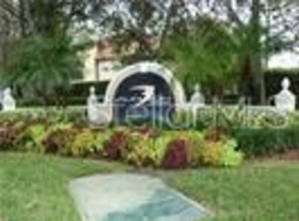 2400 Feather Sound Dr #413 - Clearwater, FL