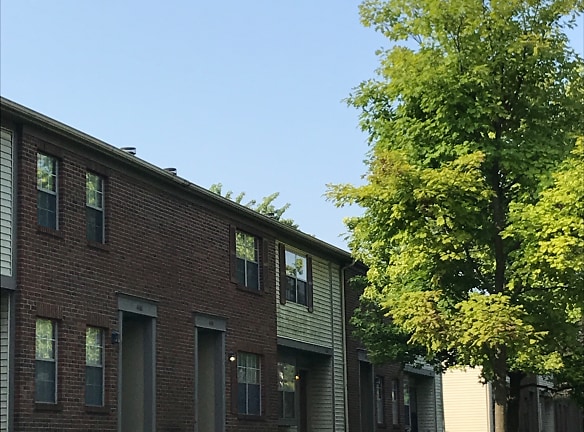 Leap Road Village Apartments - Hilliard, OH