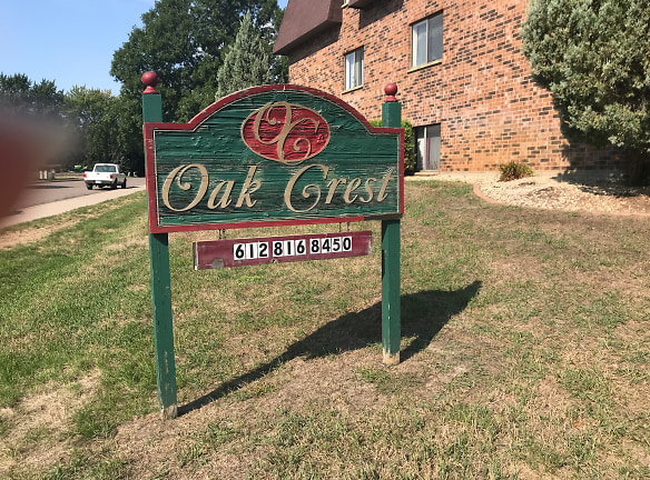 Oak Crest Estates Apartments - Elk River, MN