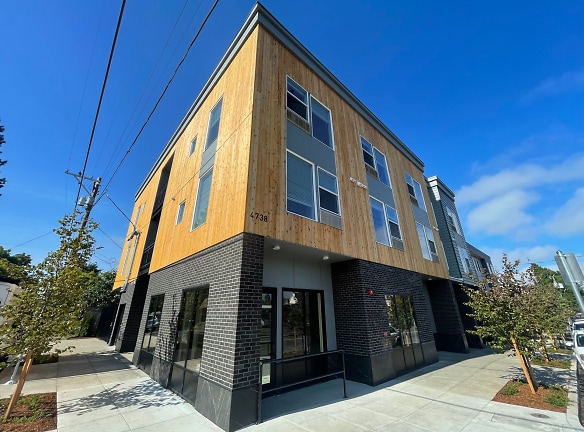 6 WEEKS FREE RENT Or $1000 MOVE-IN BONUS!!! Newly Built 1BD On SE Belmont ! Washer/Dryer Included Apartments - Portland, OR