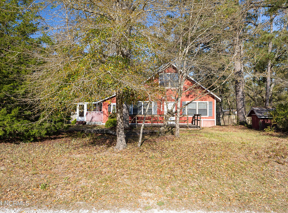 413 Henderson Ct - Sneads Ferry, NC