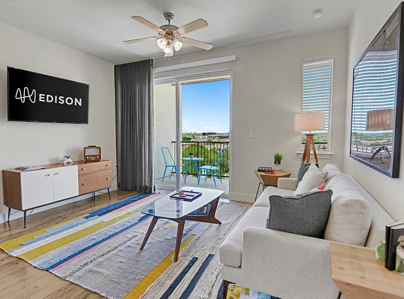 Edison Riverside Apartments - Austin, TX