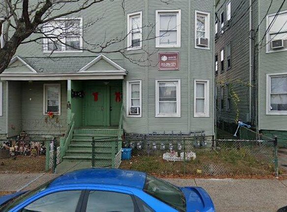 85 Caroline St - Bridgeport, CT