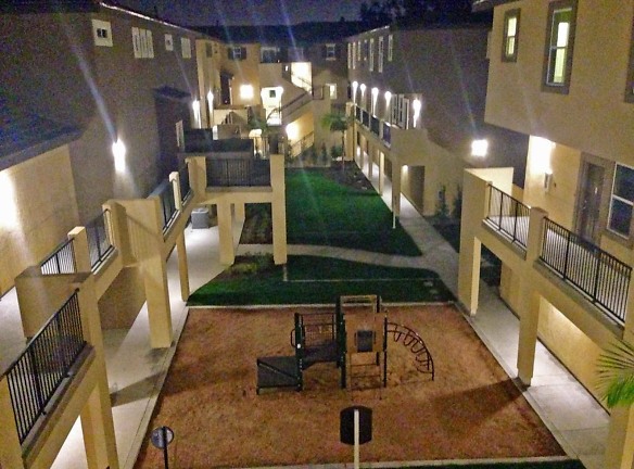 Cobblestone Apartments - Garden Grove, CA