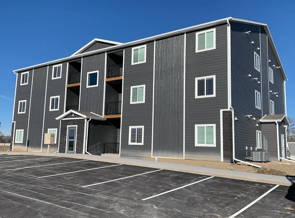 711 Mickelson Dr unit 8 - Rapid City, SD