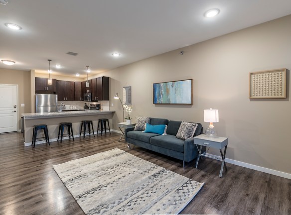 Retreat Apartments & Townhomes At Urban Plains - Fargo, ND
