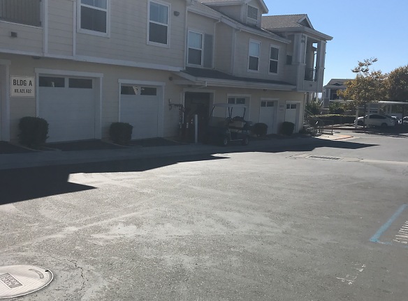 Avian Glen Apartments - Vallejo, CA