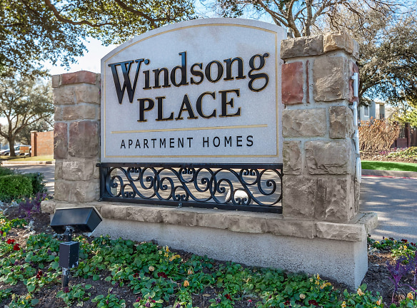Windsong Place - De Soto, TX