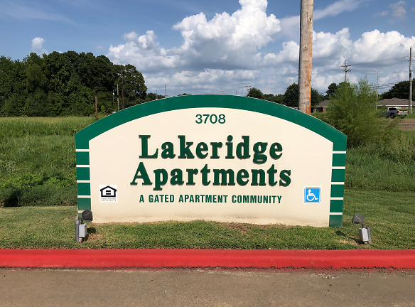 Lakeridge Apartments - Texarkana, TX