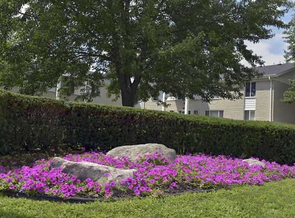 Sterling Park Apartments - Sterling Heights, MI