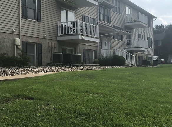 Brownstone Manor Apartments - Hummelstown, PA