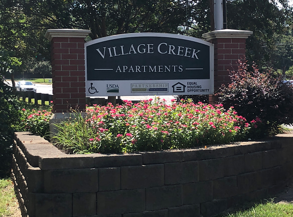 Village Creek Apartments - Morganton, NC
