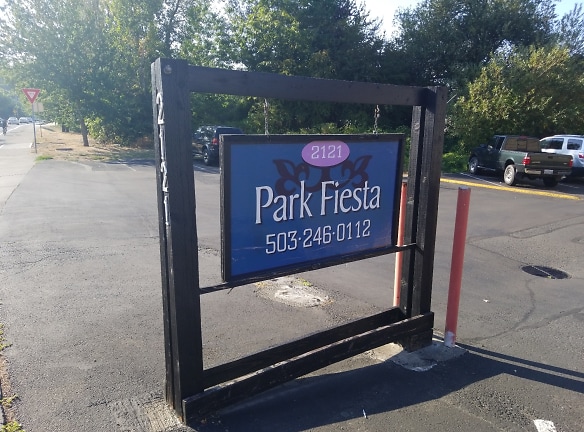 Park Fiesta Apartments - Portland, OR