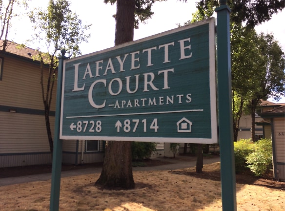 Lafayette Court Apartments - Portland, OR