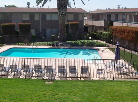 Peppertree Apartments - Fremont, CA