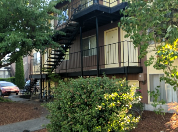 Fillmore Inn Apartments - Corvallis, OR
