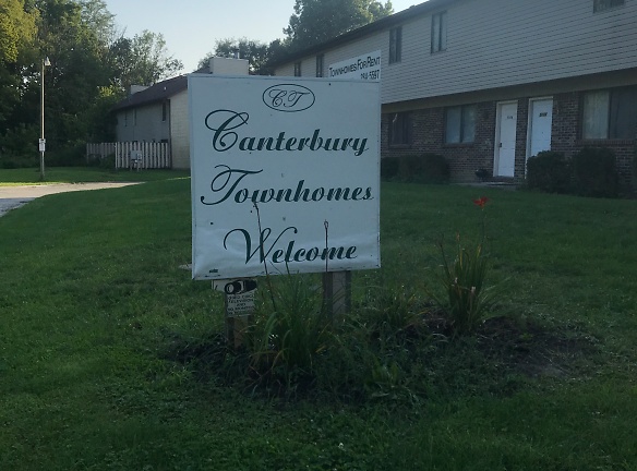 Canterbury Townhomes Apartments - Muncie, IN