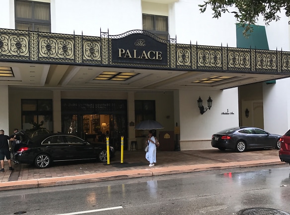 The Palace At Coral Gables Apartments - Coral Gables, FL