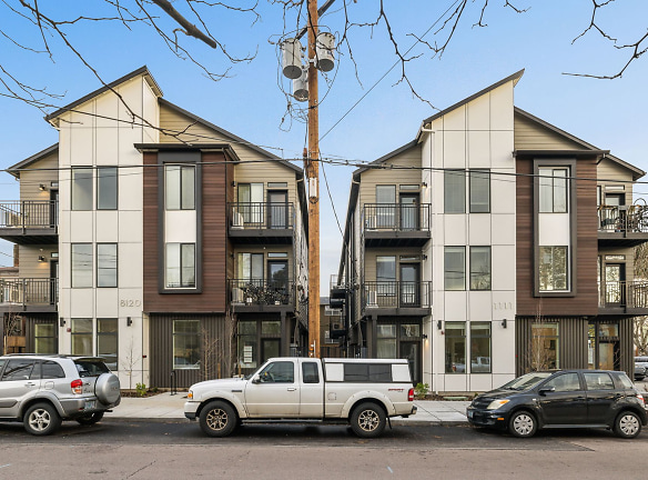 Newly Built ! W&D In-Home ! Trendy Sellwood Neighborhood Apartments - Portland, OR