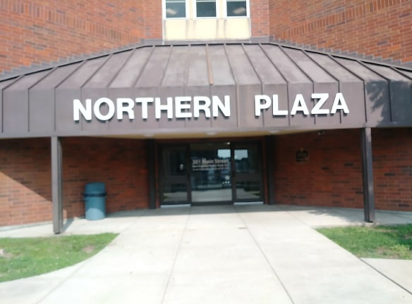 Northern Plaza Apartments - Pawtucket, RI