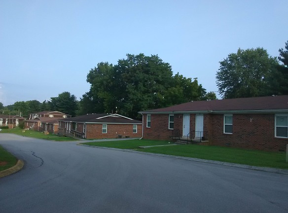 Willow Park Apartments - Cookeville, TN