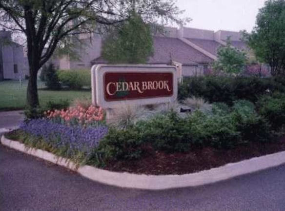 Cedarbrook Apartments - Barberton, OH