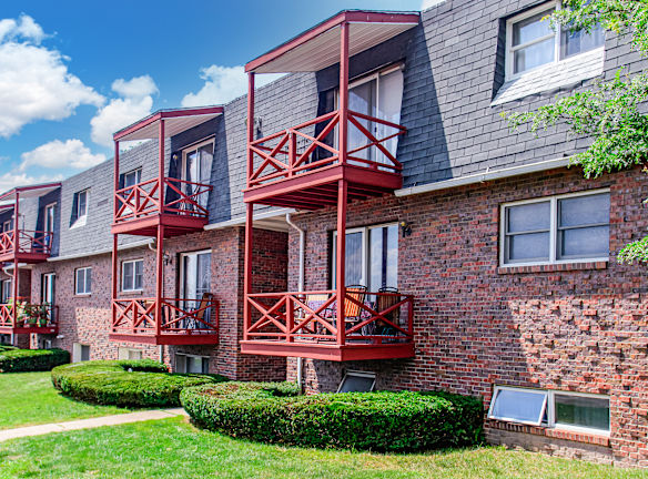 Mountain Shadow Apartments - Binghamton, NY