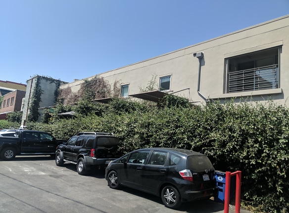 2121 Lofts Apartments - Los Angeles, CA