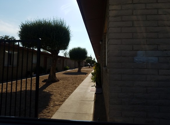 Desert Sun Apartments - Phoenix, AZ