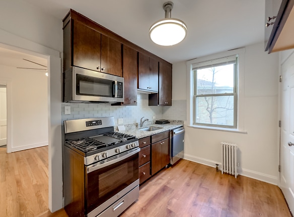 4755 N Kimball Ave unit A3 - Chicago, IL