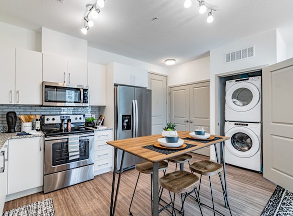 Vue Apartments Sanford