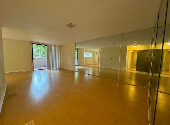 7300 Franklin Ave unit 356 - Los Angeles, CA
