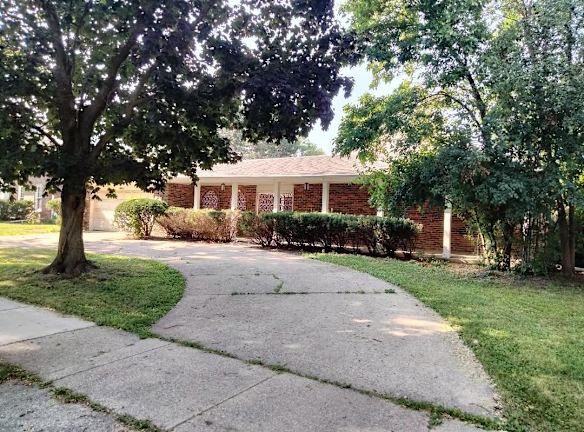 3614 Dauphine Ave - Northbrook, IL