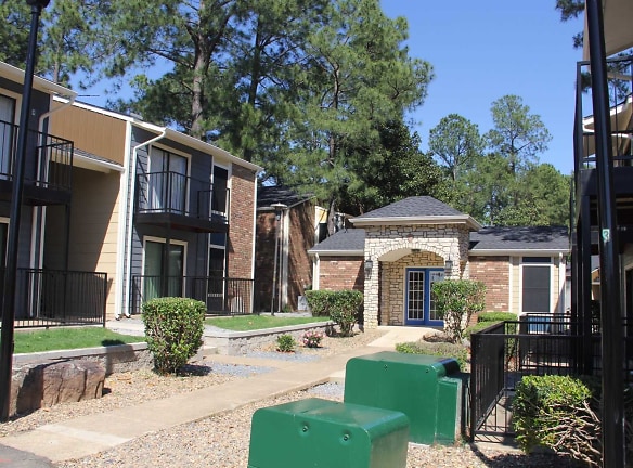 Spanish Willows Apartments - Little Rock, AR