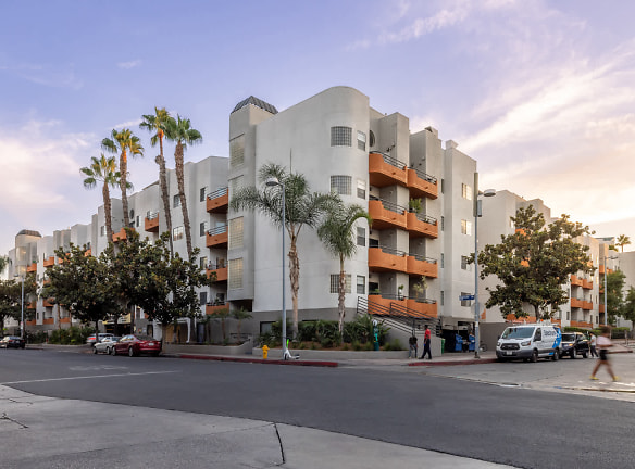 Academy Village Apartments - North Hollywood, CA