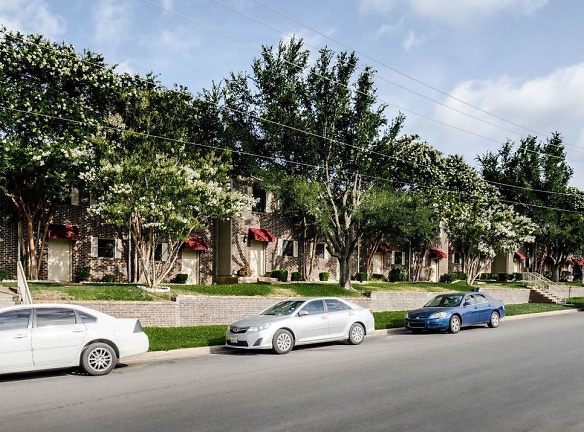 Hulen Park Place Townhomes - Fort Worth, TX