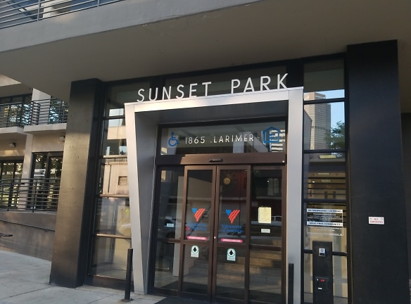 Sunset Park Apartments - Denver, CO