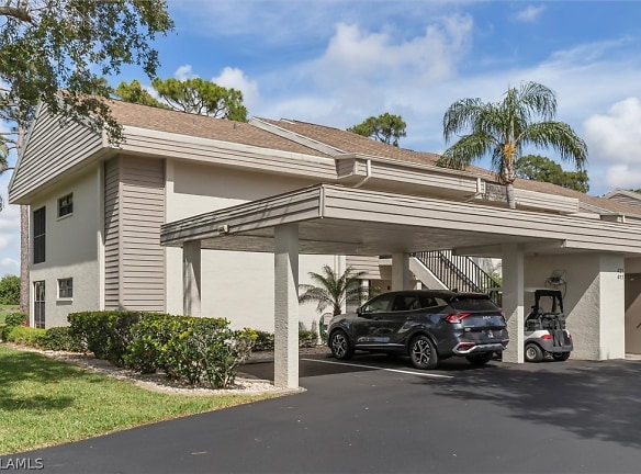 5625 Trailwinds Dr #412 - Fort Myers, FL