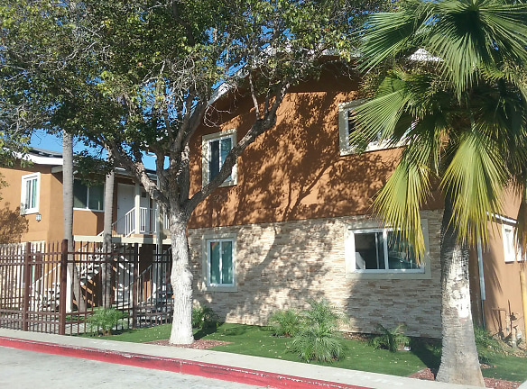 Linda Vista Apartments - San Diego, CA