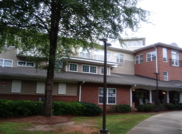Big Bethel Village Apartments - Atlanta, GA