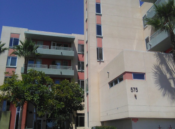 Long Beach Senior Housing Apartments - Long Beach, CA