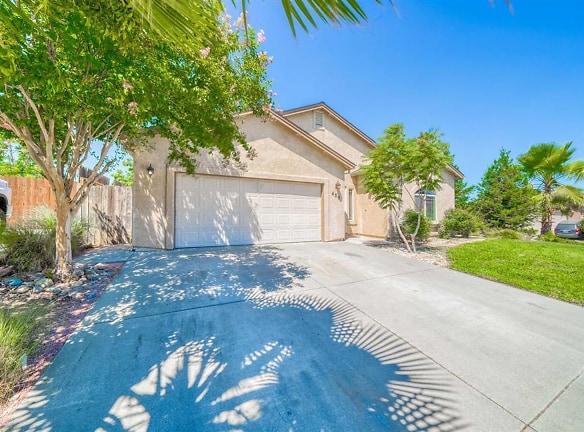 400 James Ct - Red Bluff, CA