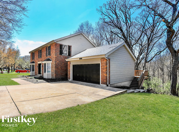 16342 Peppermill Dr - Wildwood, MO