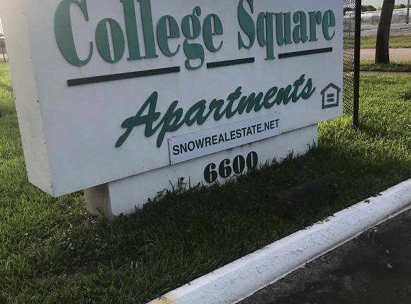 College Square Apartments - Davie, FL