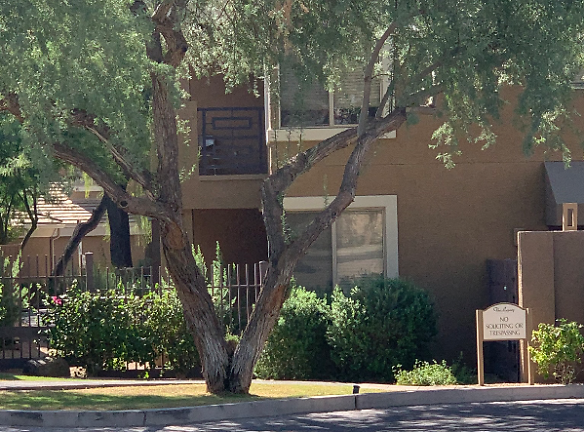 1411 E Orangewood Ave unit 116 - Phoenix, AZ