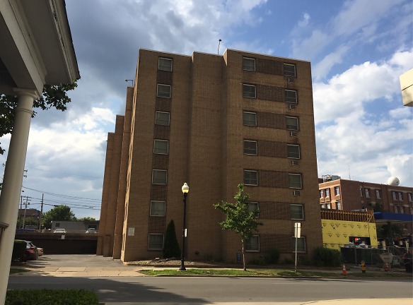 College Park Apartments - State College, PA