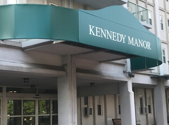 Kennedy Manor Apartments - Woonsocket, RI
