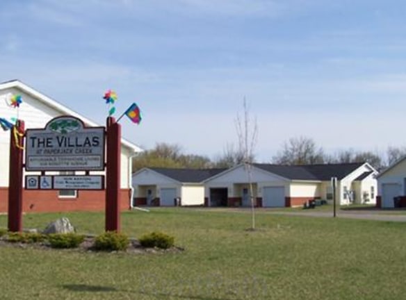 The Villas At Paperjack Creek - New Richmond, WI