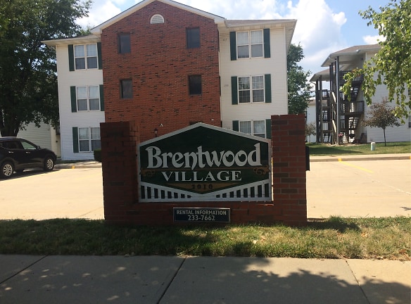 Brentwood Village Apartments - Saint Joseph, MO
