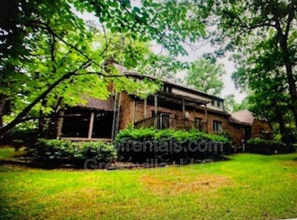 300 Pinecrest Rd - Anderson, SC